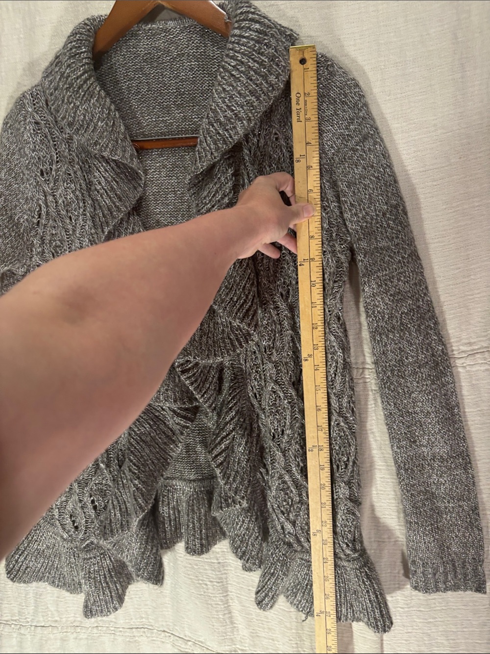 By Design Gray Marled Shimmer Ruffle-Trim Cable Knit Cardigan Sweater Size S/M - Picture 4 of 8